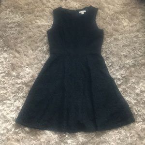New York & Co. fut and flare sleeveless dress